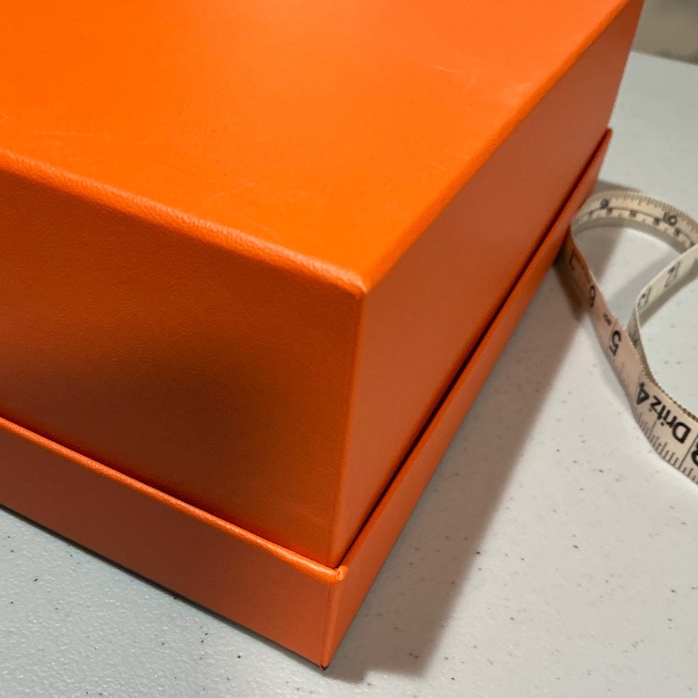 Hermes medium size box and dust bag - Picture 9 of 11